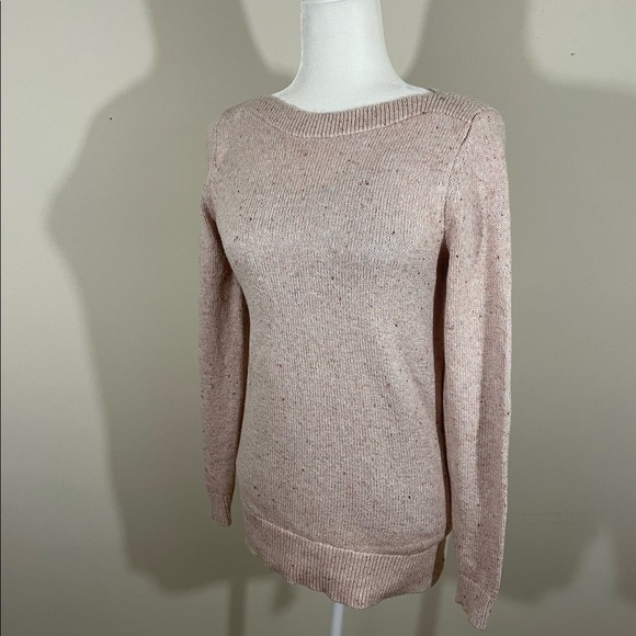 Loft sz X S sweater in a blush color with flecks of colors. Pull over boat neck - Picture 1 of 10